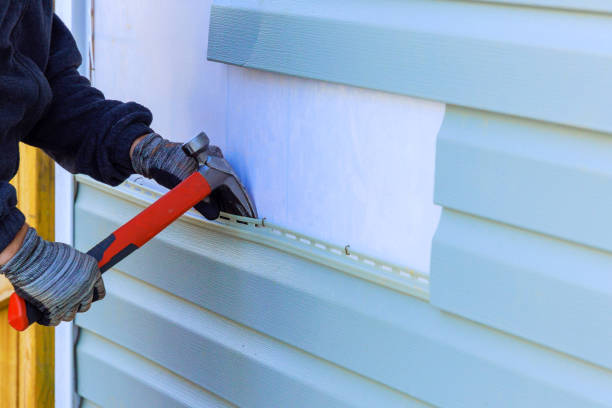 Trusted Storm Damage Siding Repair service in Dunkirk, IN - Creative Siding